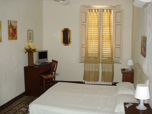 Pensión La Casa Di Antonella 2*